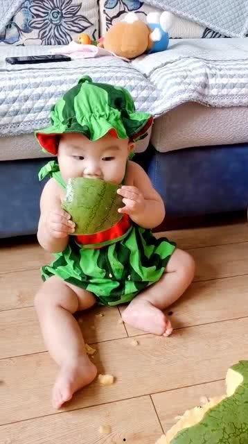 哈尔滨吃瓜姐,哈尔滨吃瓜姐的美食探秘之旅